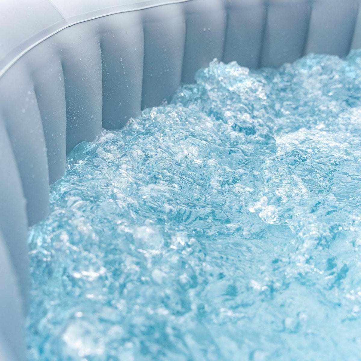 Inflatable Hot Tub Spa Round with Cover for 4-6 People