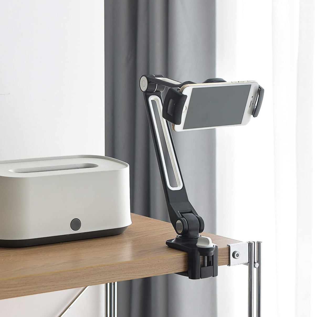Black Extendable Smart Device Holder With Desk Clamp
