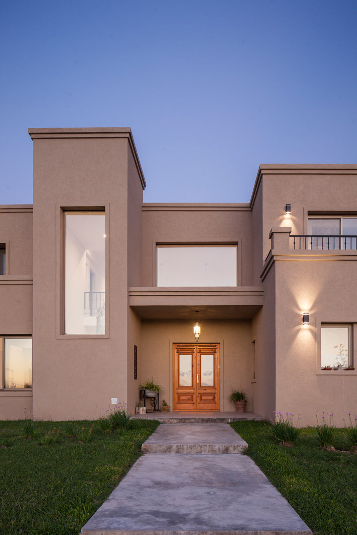 Up and Down Outdoor Wall Light, Aluminum, Waterproof, 3000K 5W with ETL, Triangular